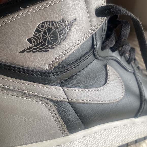 Nike Air Jordan Shoes - Picture 4 of 9